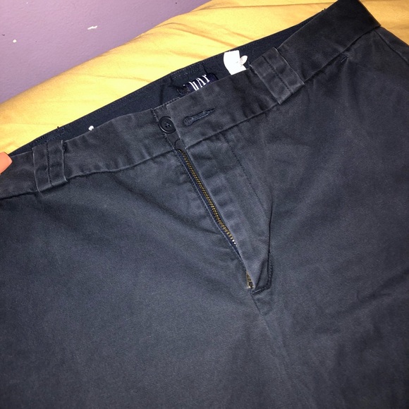 2 PAIRS OF DRESS PANTS (30$ each or 55$ for both) - Picture 5 of 8